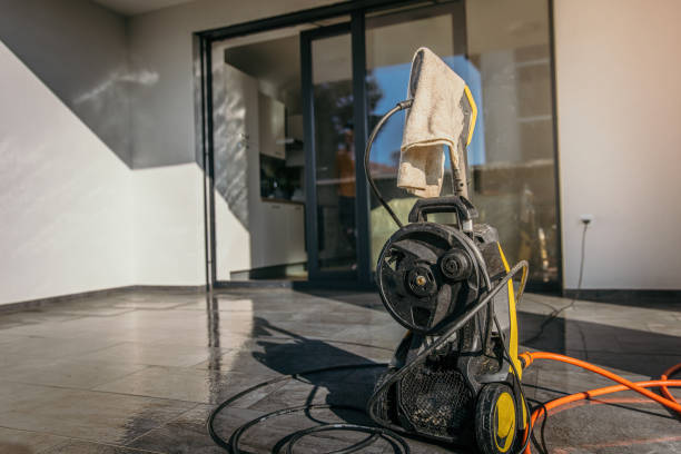 Best Pool Deck Cleaning  in North Springfield, VA